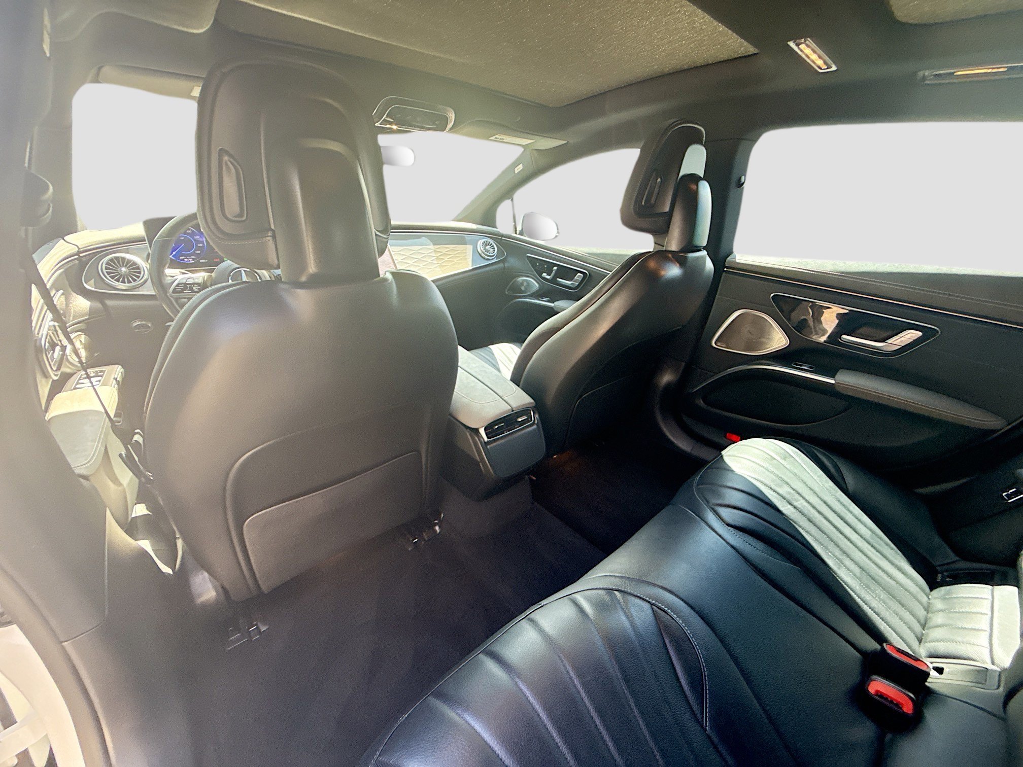 Used 2022 Mercedes-Benz EQS 450+ Sedan image 25