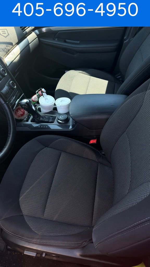Used 2019 Ford Explorer XLT AWD/4WD image 3