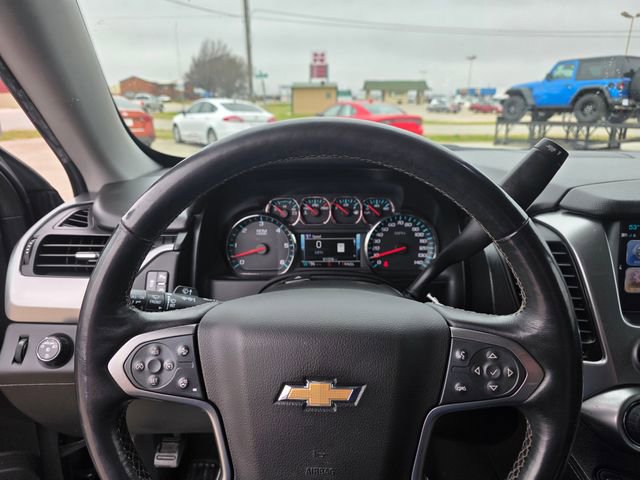 Used 2017 Chevrolet Suburban Premier image 16