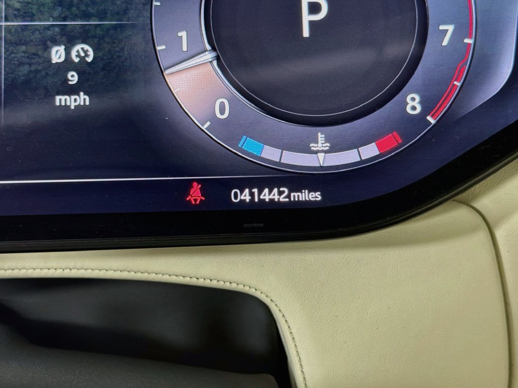 Certified 2024 Land Rover Range Rover Autobiography AWD/4WD image 12