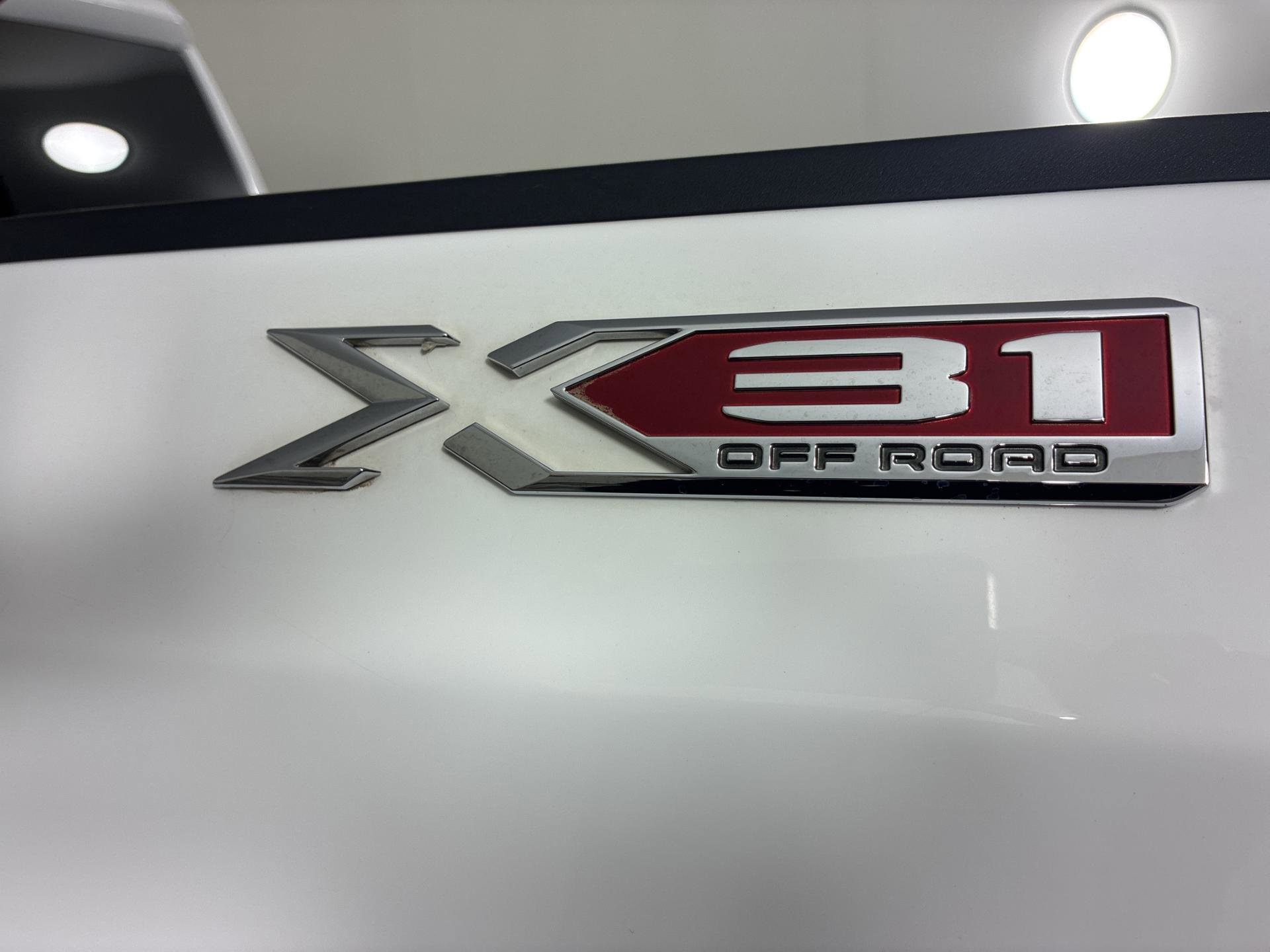 Used 2020 GMC Sierra 1500 Elevation w/ Elevation Value Package image 12