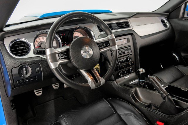 Used 2010 Ford Mustang GT Premium RWD image 12
