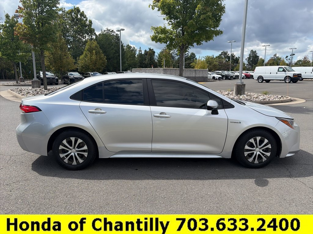 Used 2020 Toyota Corolla LE FWD image 8