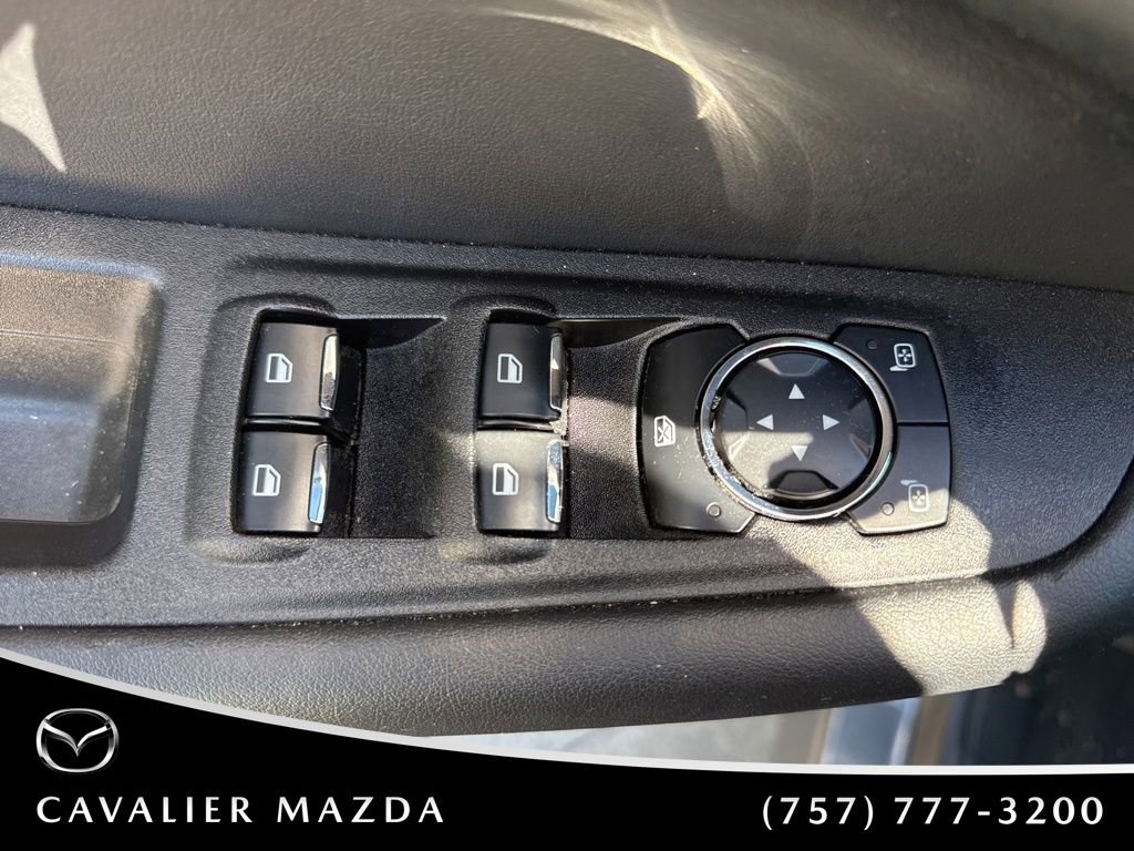 Used 2024 Ford Edge ST w/ Equipment Group 401A AWD/4WD image 12