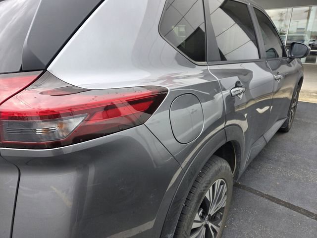 Used 2023 Nissan Rogue SV FWD image 9