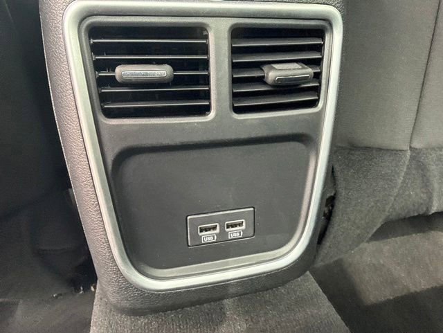 Used 2022 Dodge Charger SXT RWD image 34