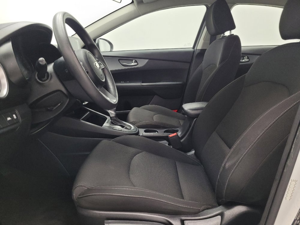 Used 2021 Kia Forte LXS FWD image 17