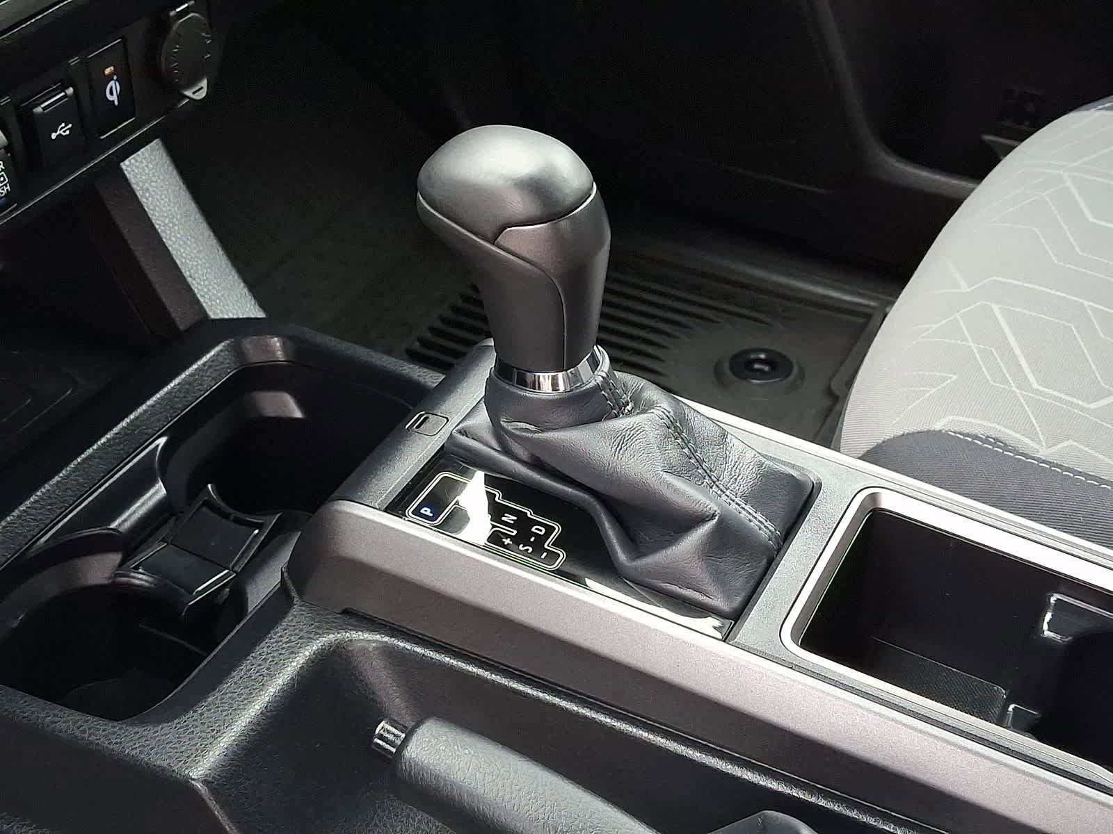 Certified 2023 Toyota Tacoma TRD Off-Road AWD/4WD image 18
