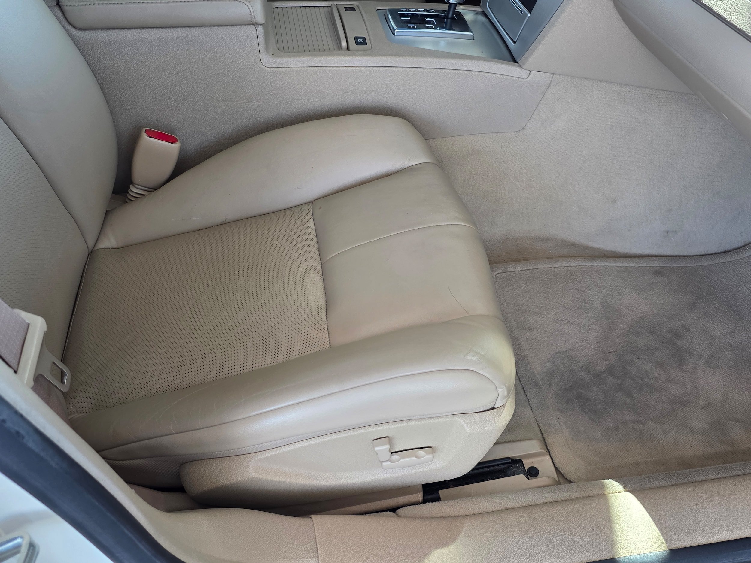 Used 2006 Cadillac STS V8 RWD image 26