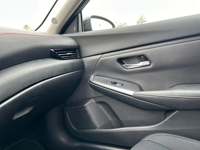 Certified 2023 Nissan Sentra SR w/ Trunk Package FWD image 19