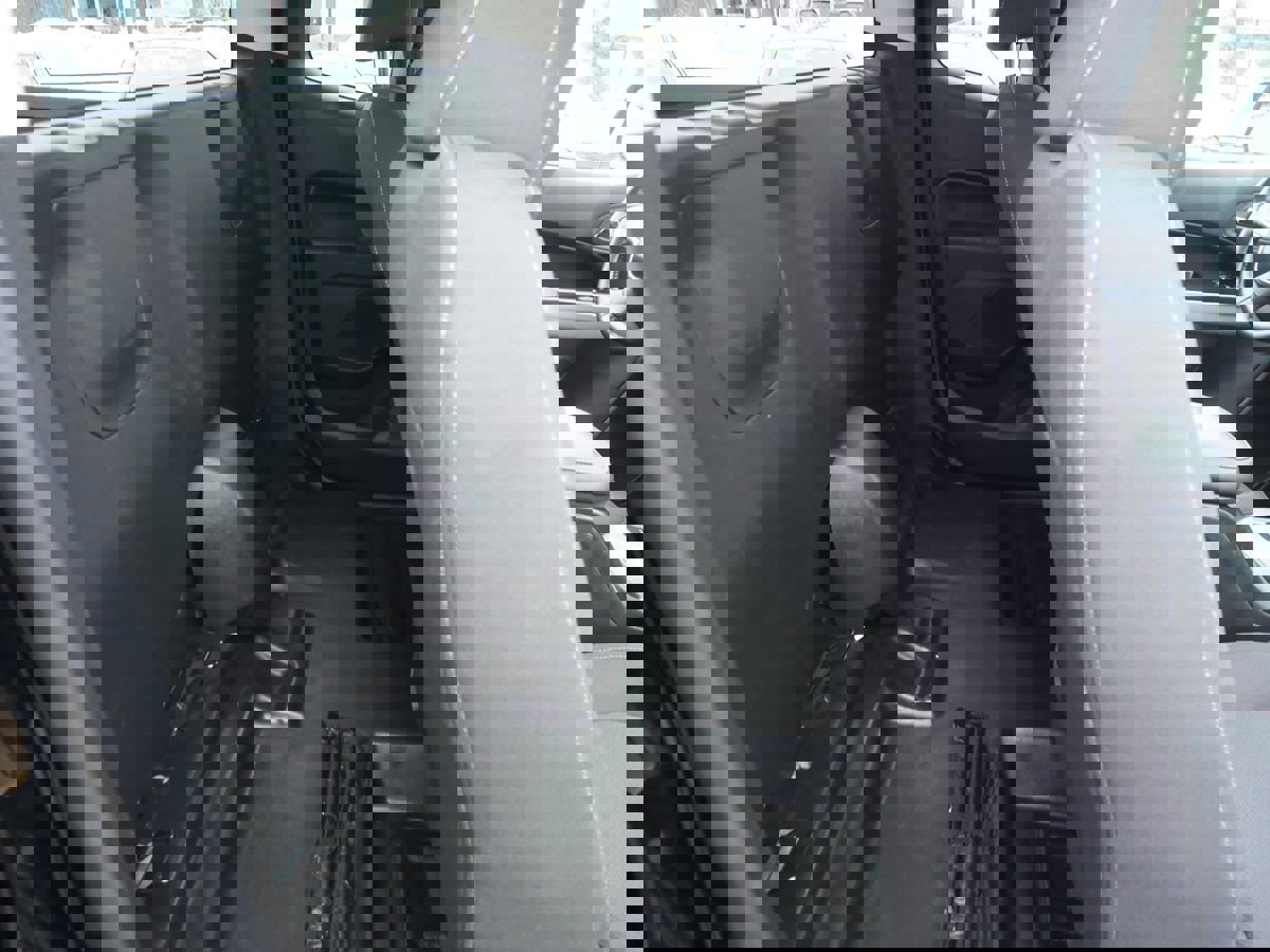 Used 2022 Chevrolet Colorado LT w/ Fleet Safety Package image 24