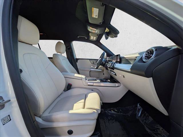 Certified 2025 Mercedes-Benz GLB 250 image 21