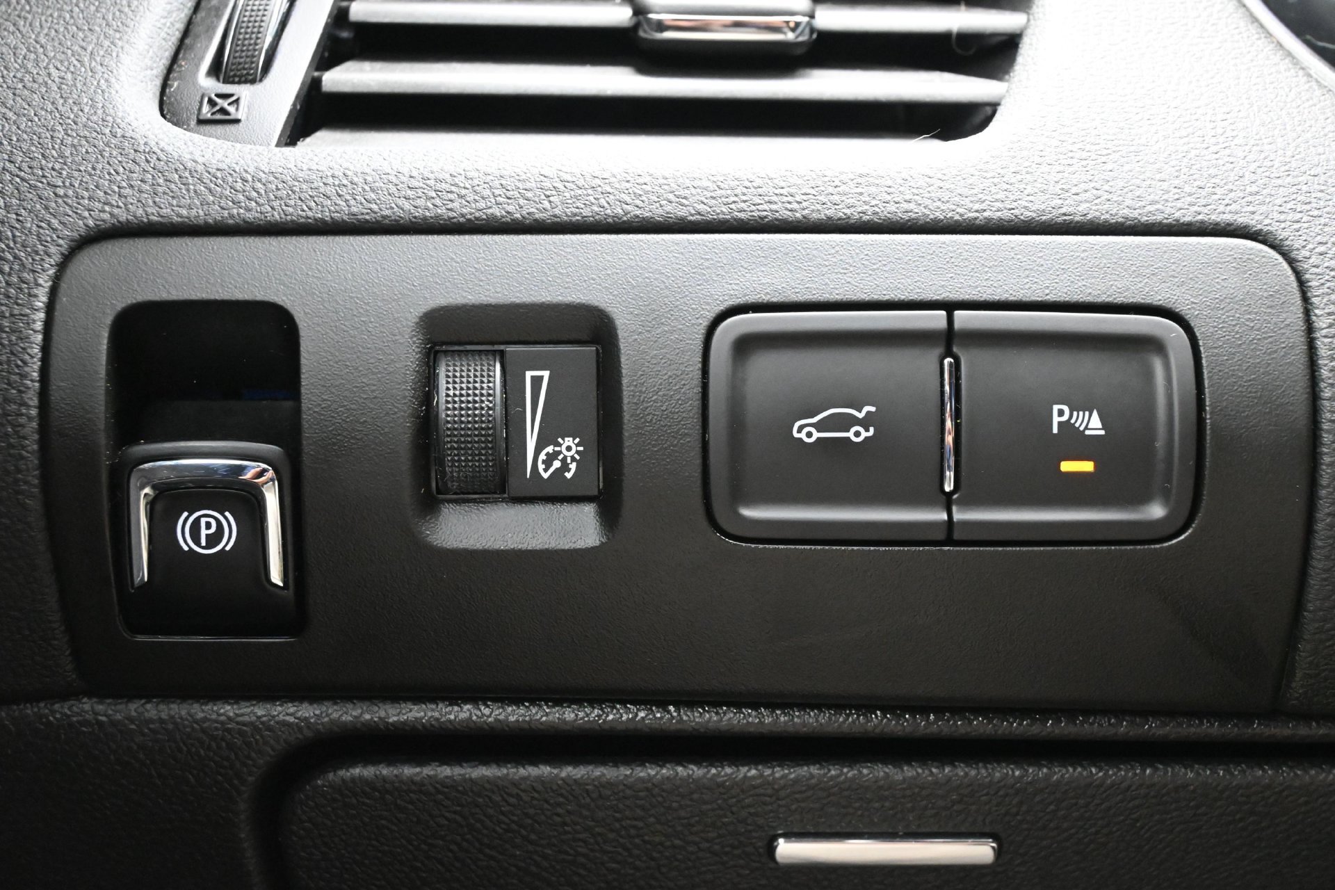 Used 2017 Chevrolet Impala LT FWD image 38