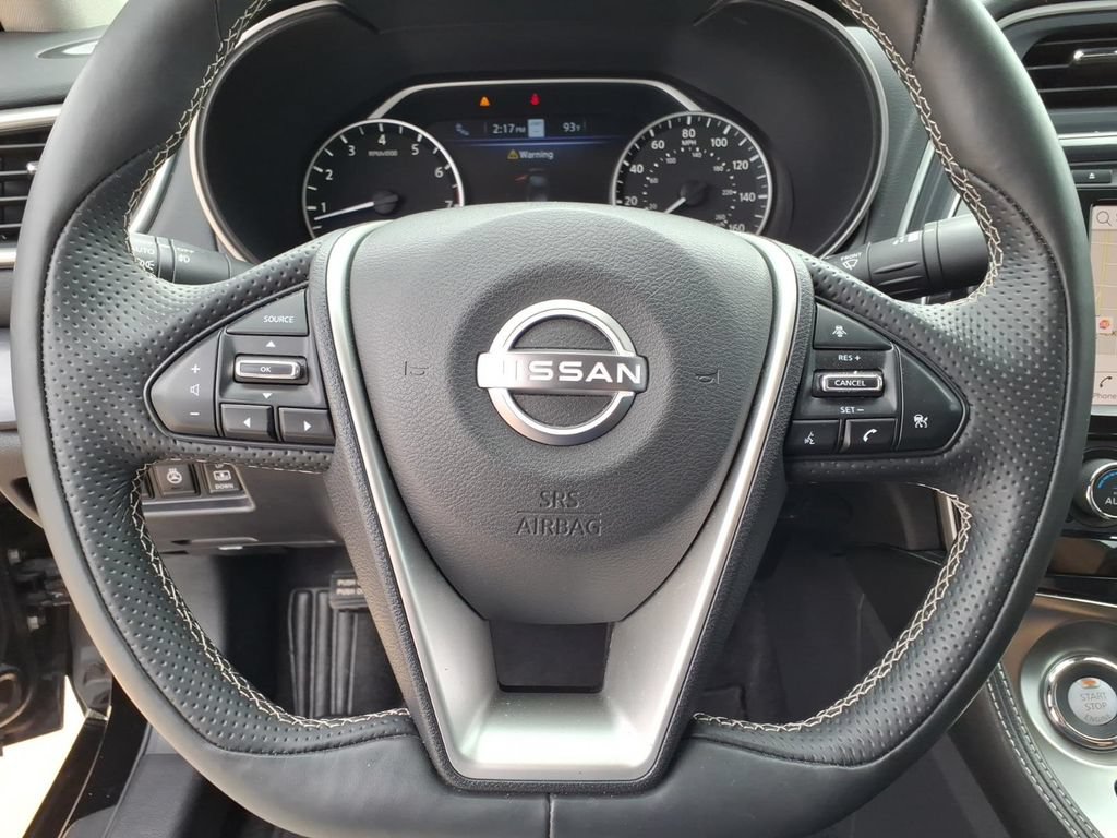 Used 2023 Nissan Maxima Platinum w/ Sport Mat Group FWD image 21