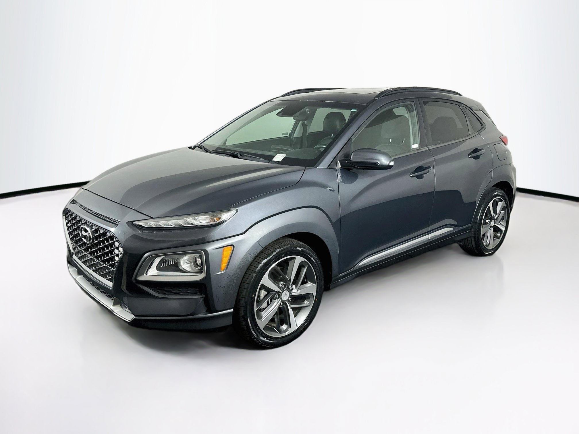 Used 2020 Hyundai Kona Limited w/ Cargo Package FWD image 3