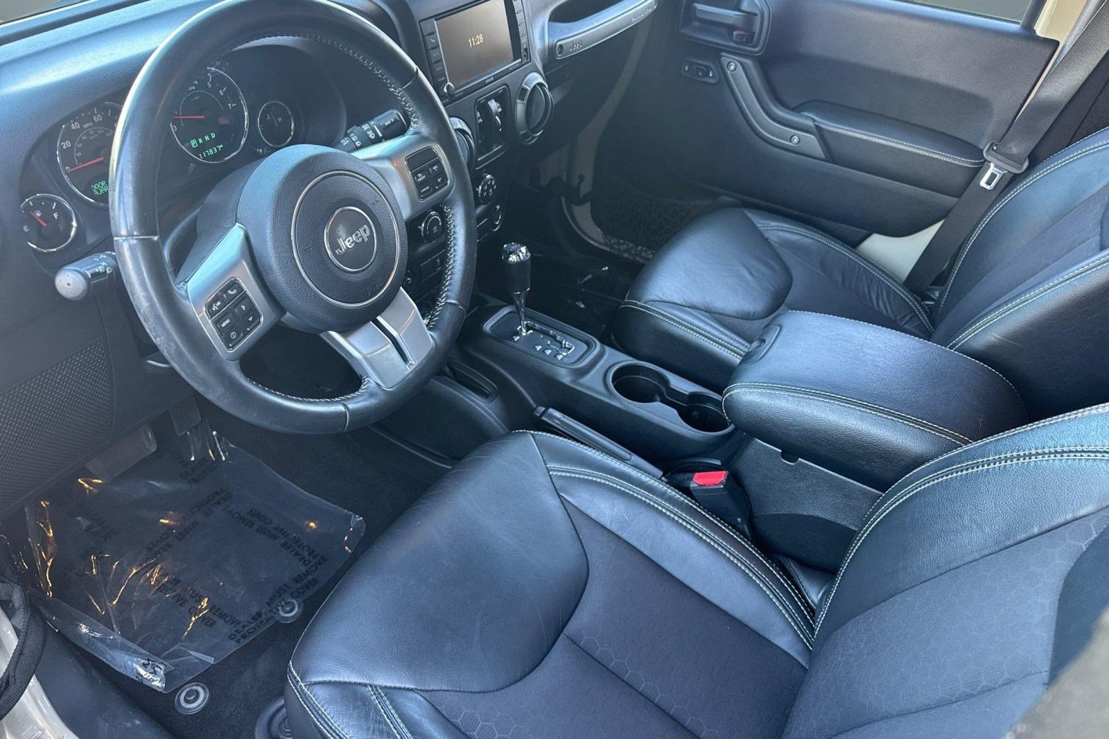 Used 2017 Jeep Wrangler Unlimited Sport AWD/4WD image 4
