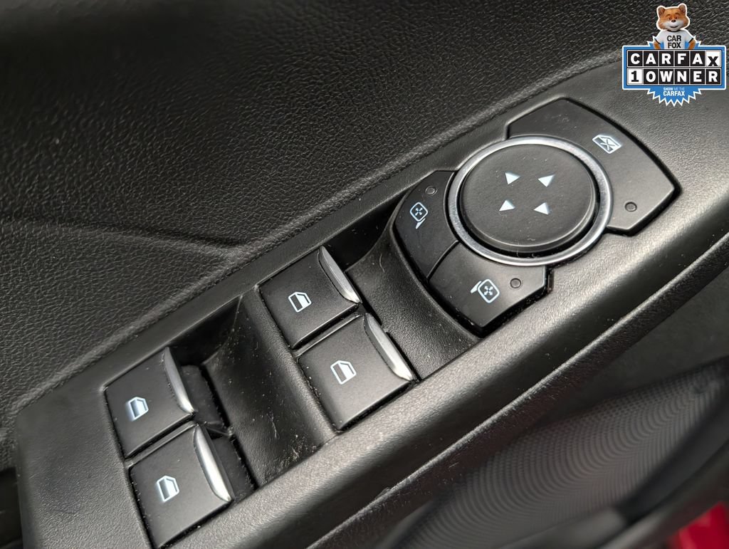 Used 2022 Ford Escape SE w/ SE Sport Appearance Package AWD/4WD image 10