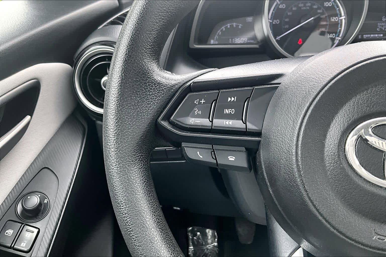 Used 2019 Toyota Yaris LE FWD image 23