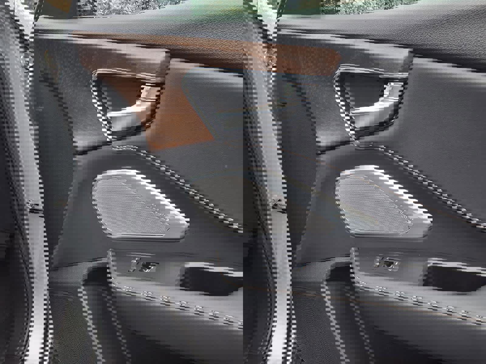 Certified 2024 Acura RDX SH-AWD w/ Advance Package image 27