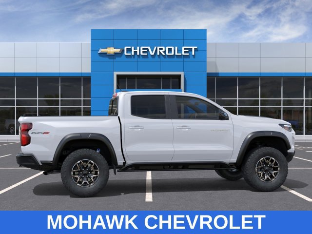 New 2026 Chevrolet Colorado ZR2 w/ Technology Package AWD/4WD image 5