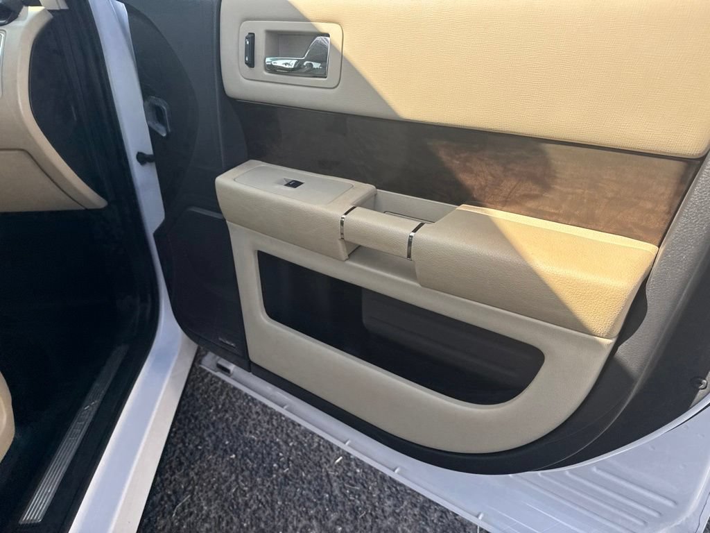 Certified 2019 Ford Flex Limited w/ Equipment Group 301A FWD image 24