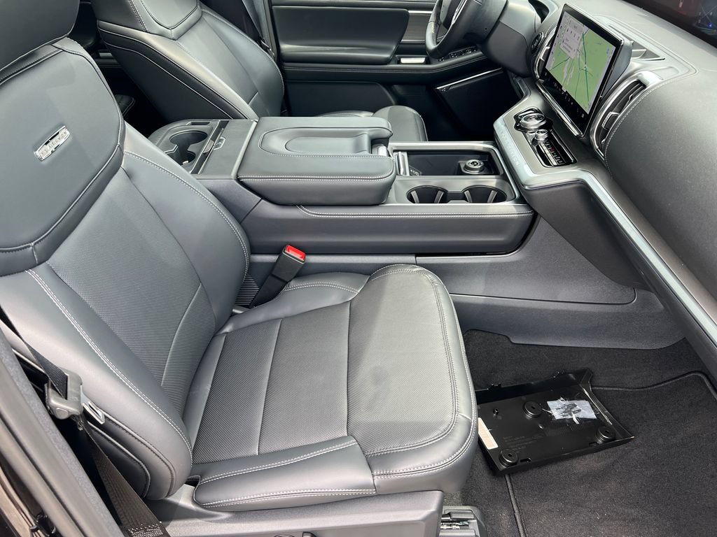 New 2026 Ford Expedition Max Platinum w/ Driver's Package AWD/4WD image 14
