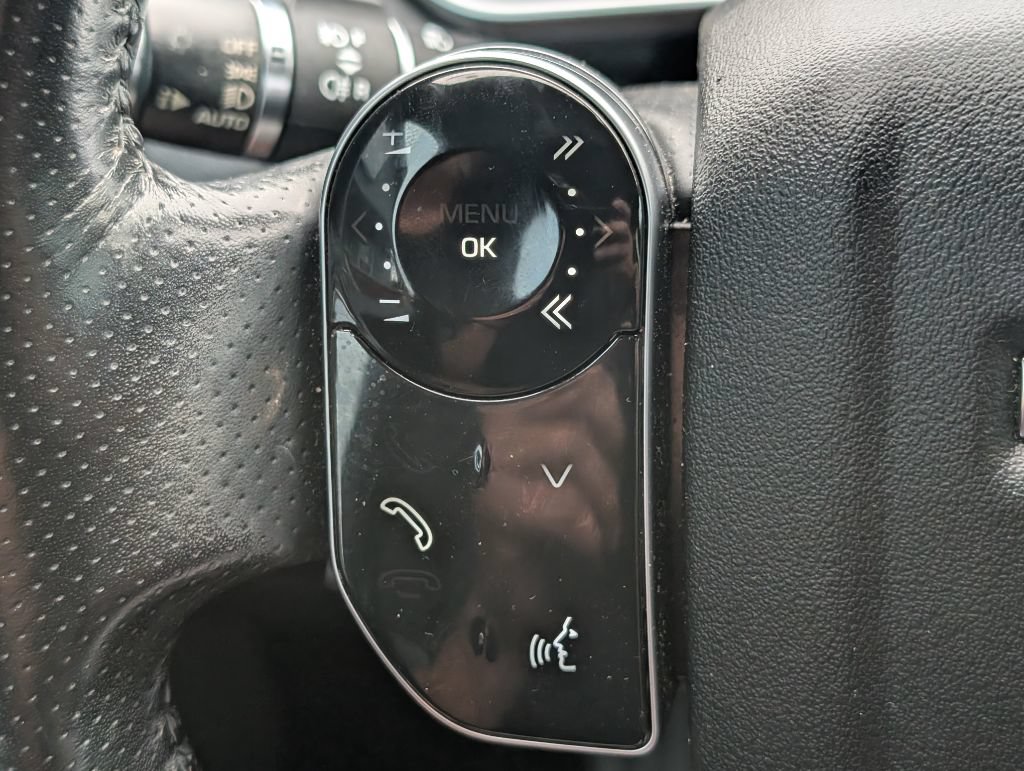 Used 2018 Land Rover Range Rover Sport HSE AWD/4WD image 14
