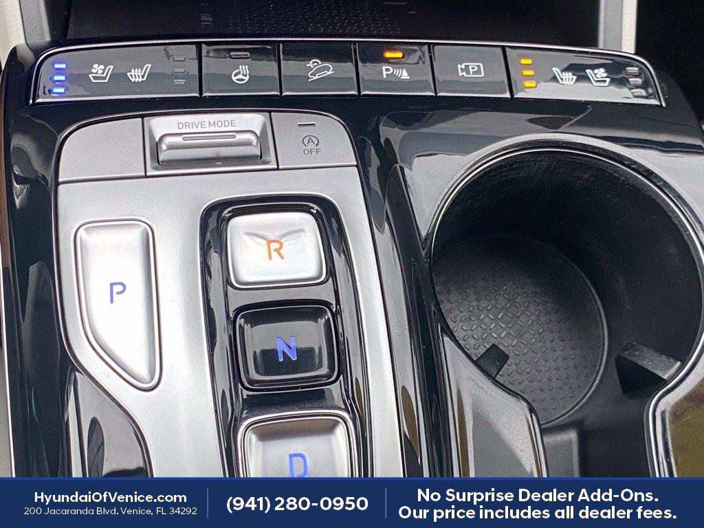 Used 2023 Hyundai Tucson Limited FWD image 16