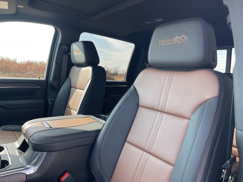 New 2026 Chevrolet Silverado 3500 High Country w/ Technology Package image 11