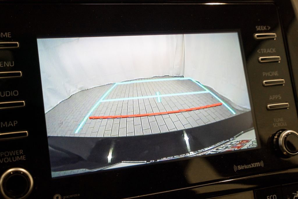 Used 2021 Toyota Prius LE image 13