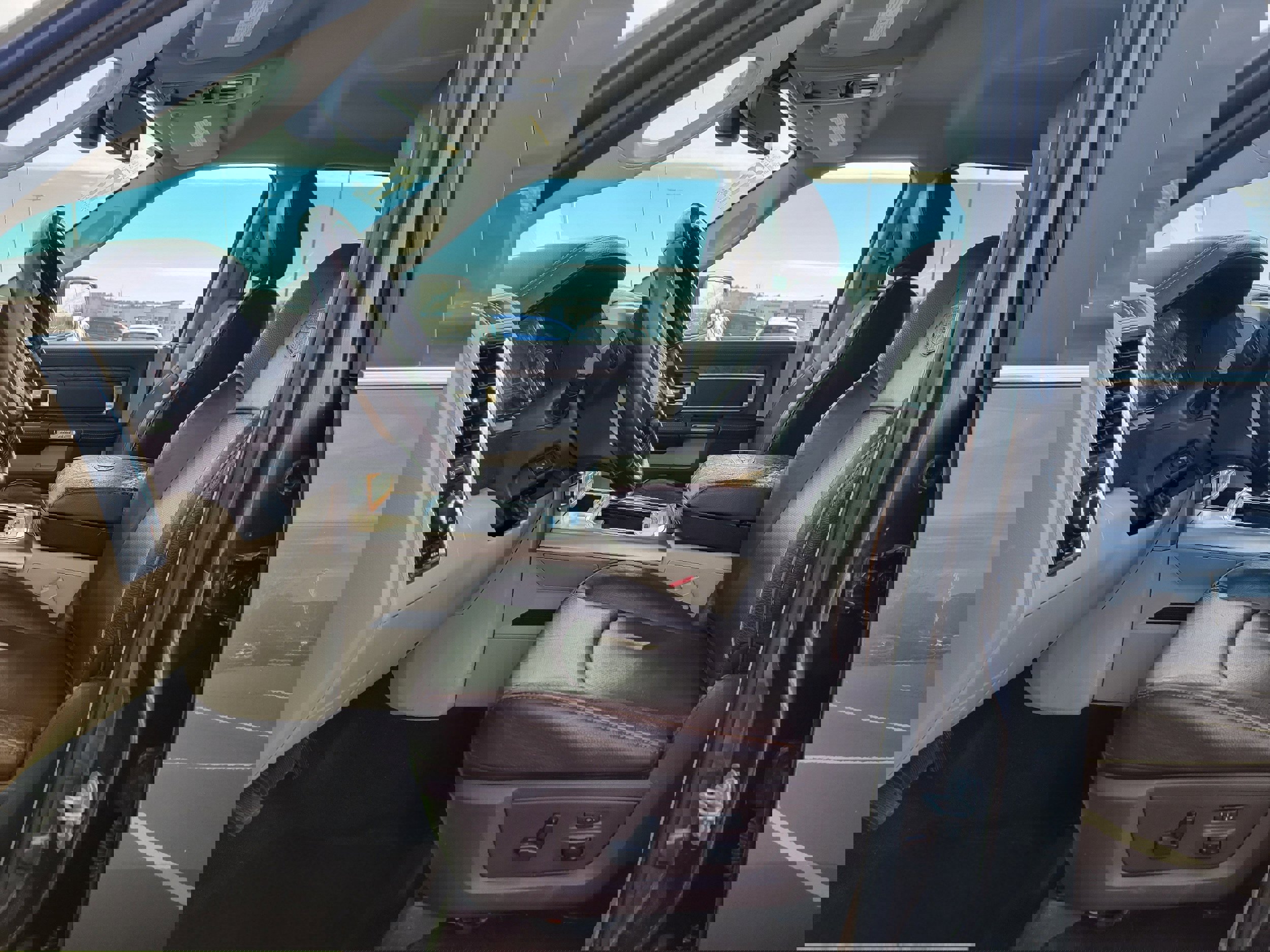 Used 2017 RAM 1500 Laramie Longhorn image 26