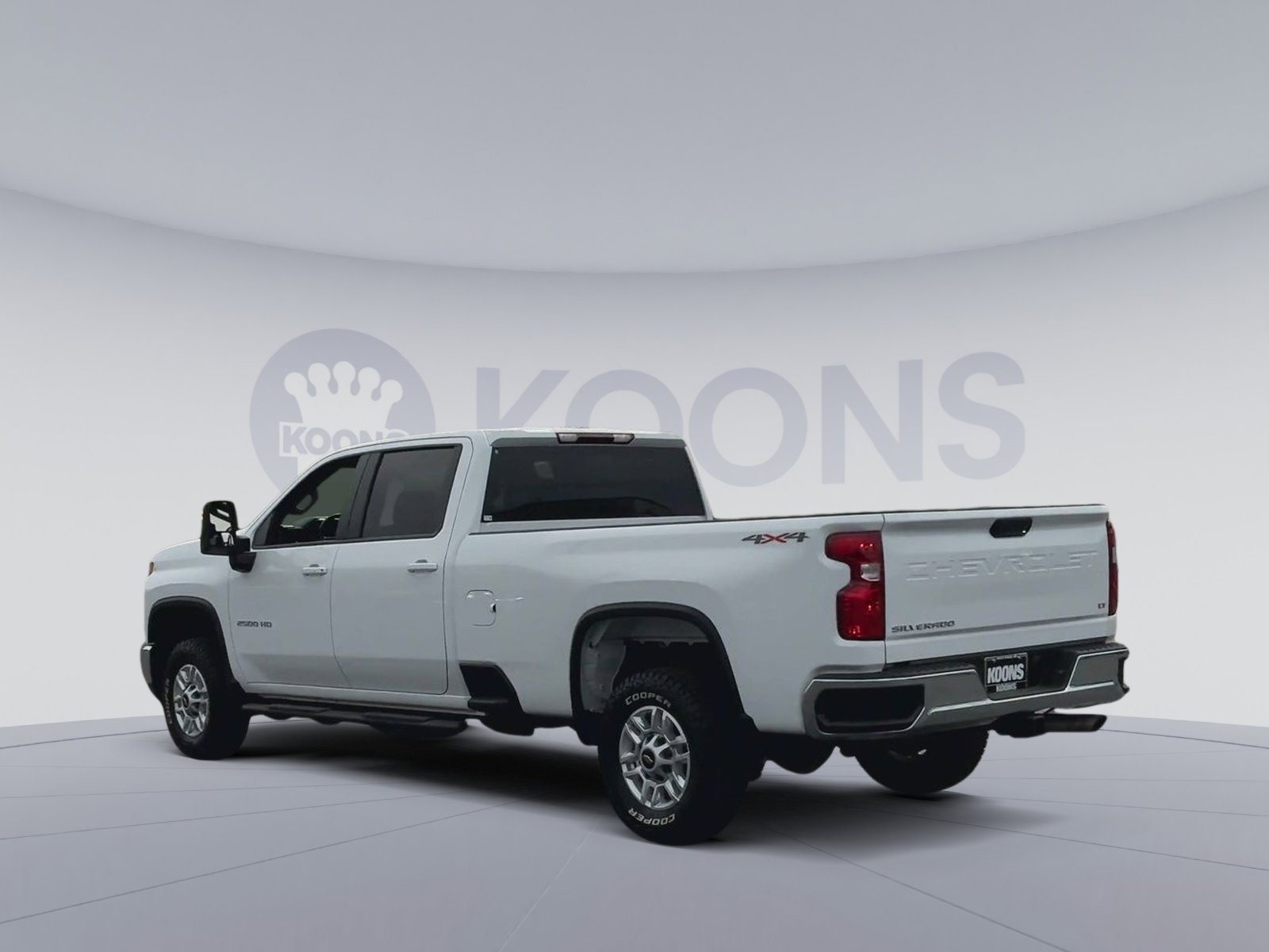 Used 2025 Chevrolet Silverado 2500 LT w/ Convenience Package AWD/4WD image 11