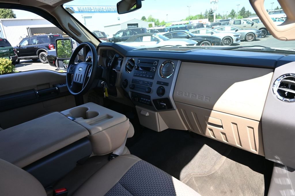 Used 2016 Ford F350 XLT w/ XTR Plus Package RWD image 28