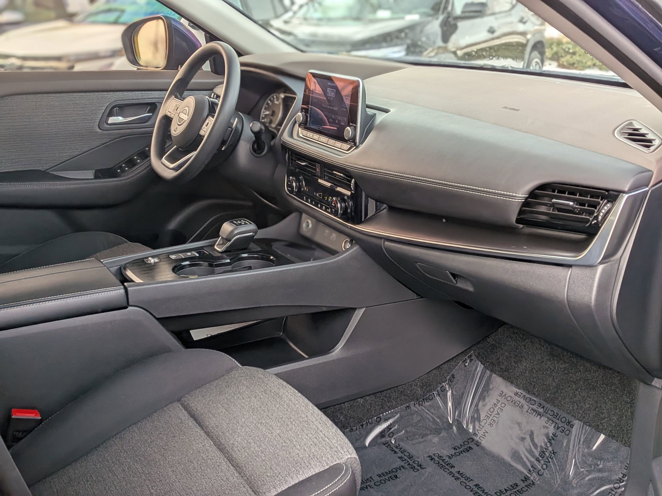 Used 2023 Nissan Rogue SV image 22