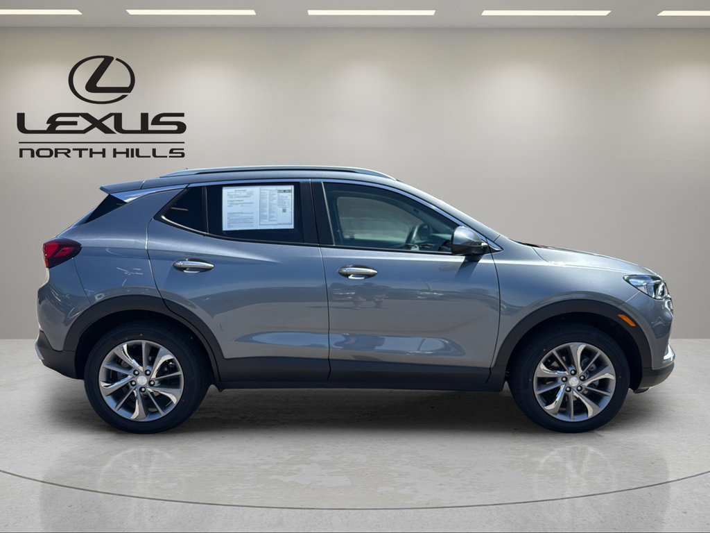 Used 2021 Buick Encore GX Select w/ Experience Buick Package AWD/4WD image 5