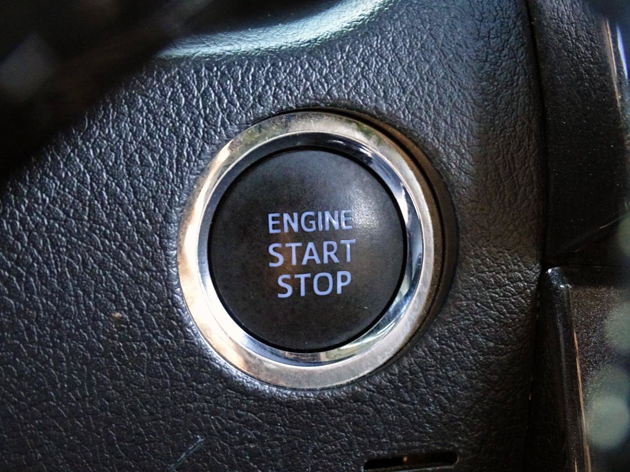 Used 2021 Toyota 4Runner TRD Off-Road Premium w/ Moonroof Package AWD/4WD image 43