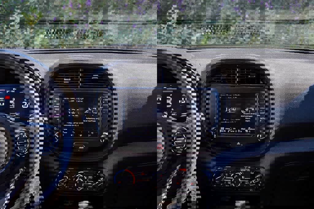 Used 2023 Kia Soul LX w/ LX Technology Package image 11