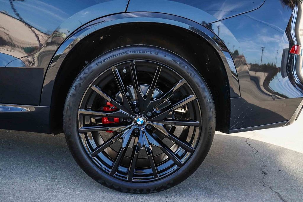 Used 2026 BMW X5 sDrive40i w/ M Sport Package image 11