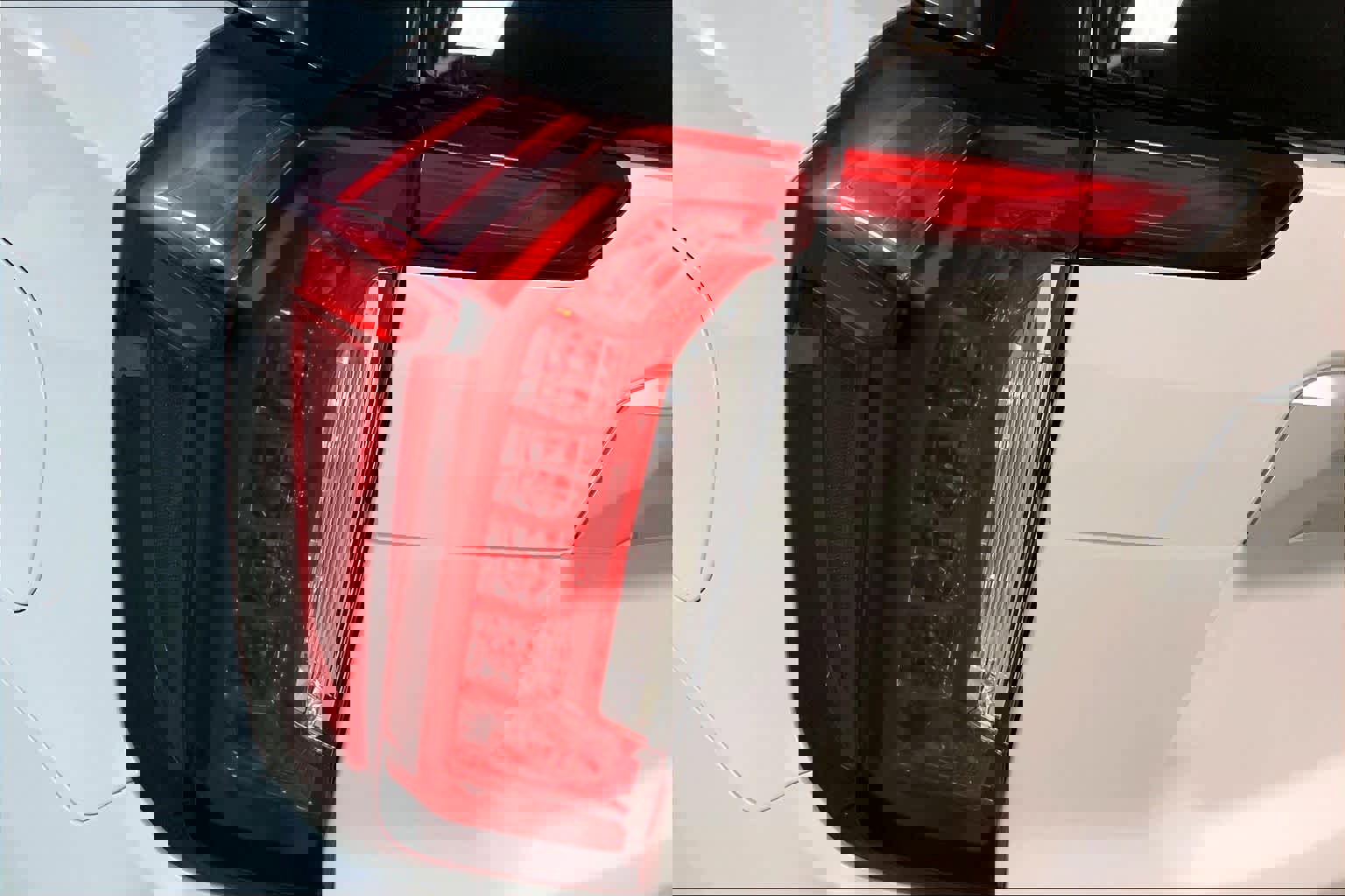 Used 2022 GMC Yukon Denali image 29