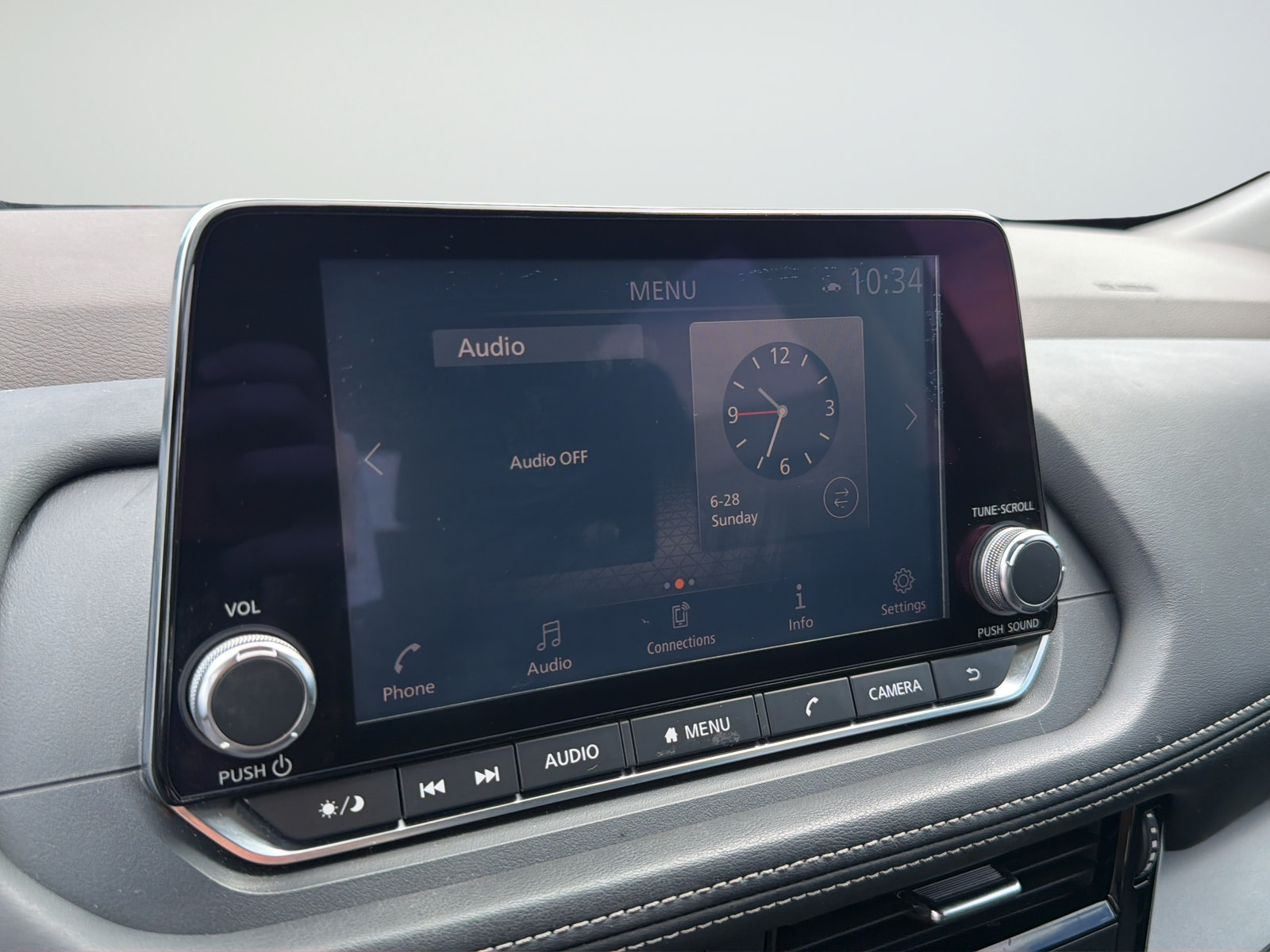 Used 2021 Nissan Rogue SV FWD image 24