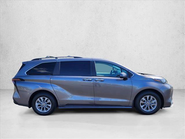 Certified 2024 Toyota Sienna XLE w/ XLE Plus Package FWD image 4