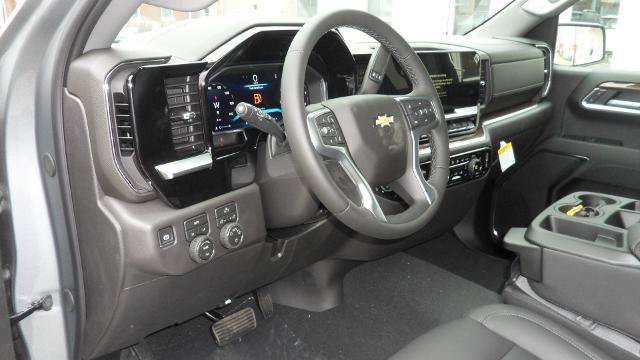 New 2026 Chevrolet Silverado 1500 LT w/ Leather Package AWD/4WD image 22