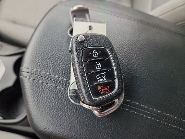 Used 2018 Hyundai Santa Fe Sport AWD/4WD image 45