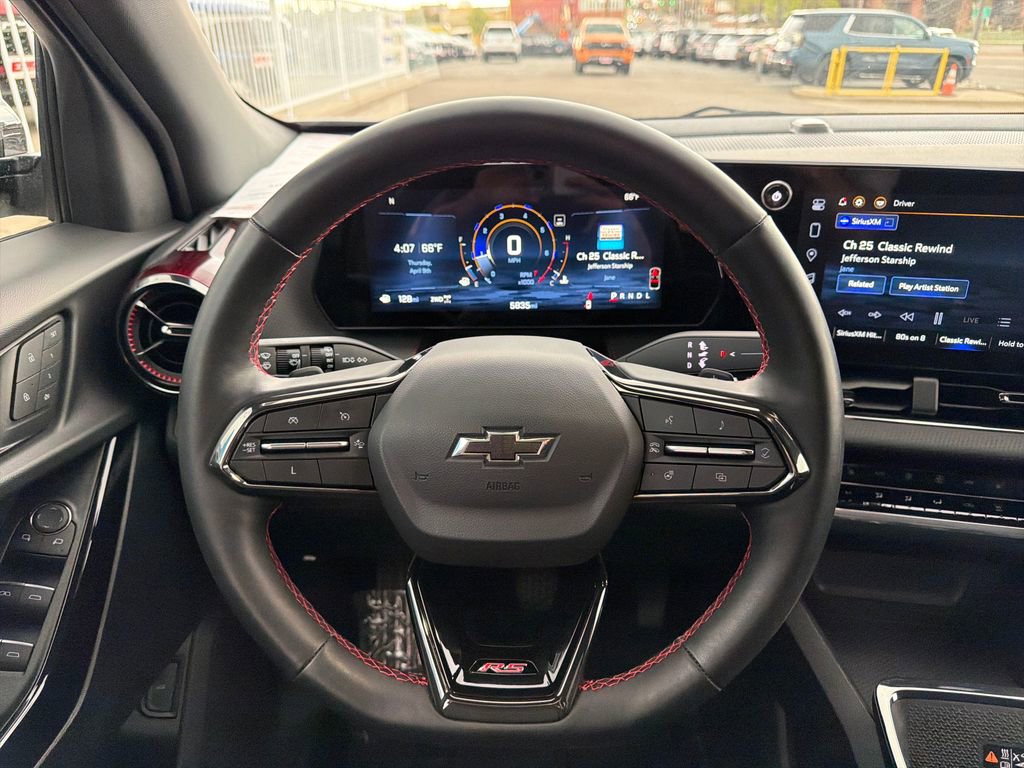 Used 2025 Chevrolet Equinox RS w/ Safety and Technology Package image 14