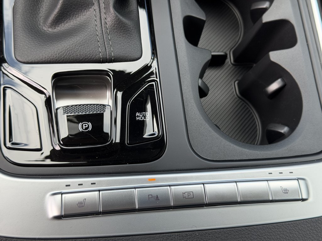 New 2027 Kia Carnival EX FWD image 33