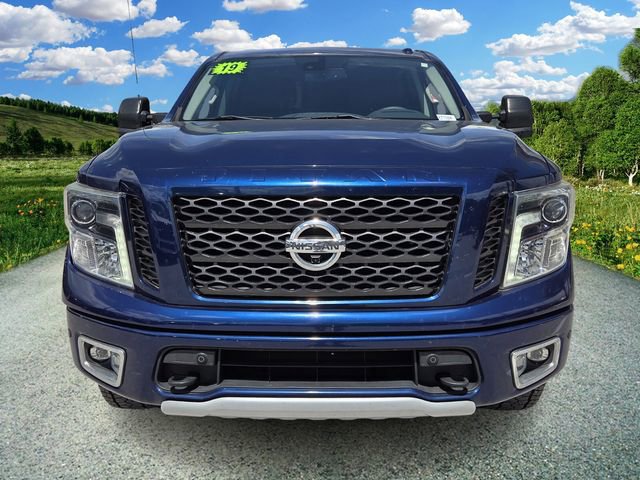Used 2019 Nissan Titan PRO-4X w/ Pro-4x Convenience Package image 8