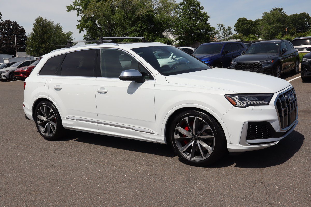 Used 2022 Audi SQ7 Prestige w/ Prestige Package AWD/4WD image 3