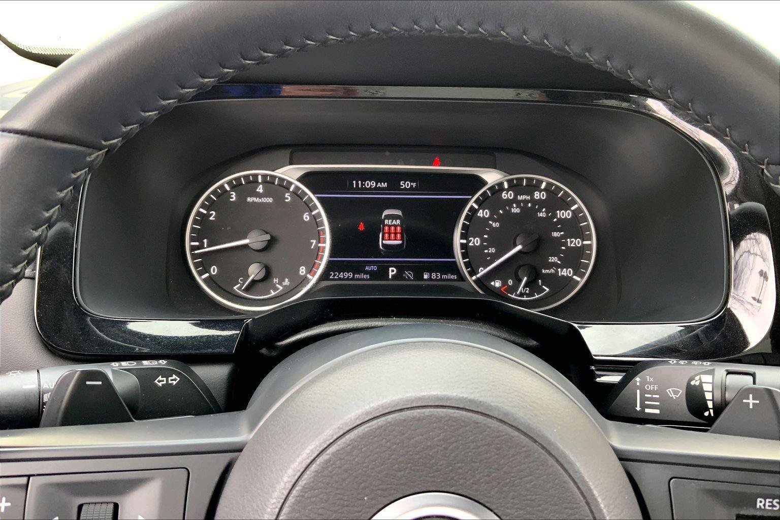 Used 2024 Nissan Pathfinder SV w/ Black Appearance Package image 16