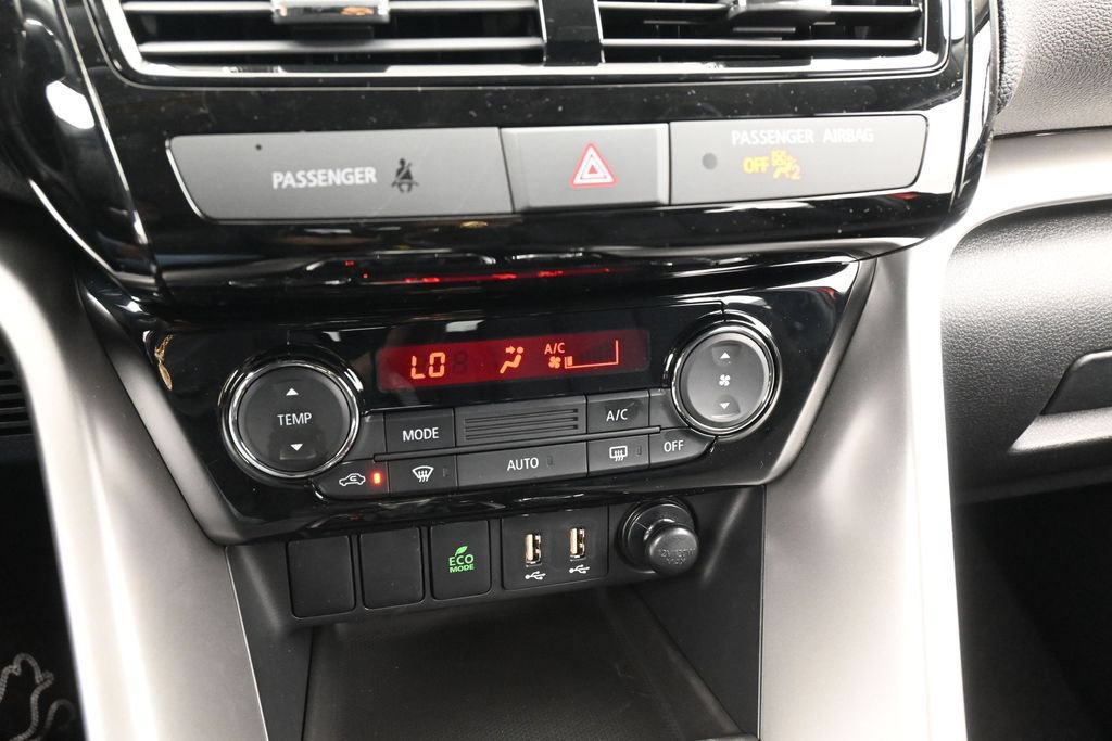 New 2026 Mitsubishi Eclipse Cross LE AWD/4WD image 18