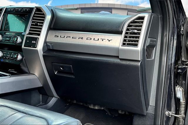 Used 2019 Ford F350 Platinum w/ Platinum Ultimate Package image 15
